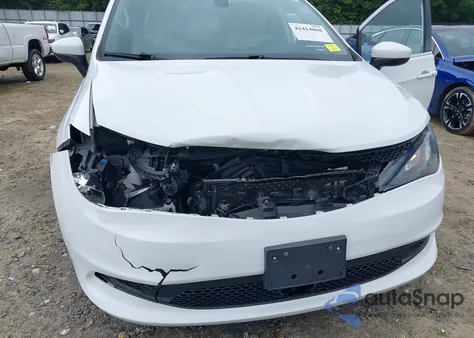 2021 Chrysler Voyager Lxi из США, поврежденный, VIN 2C4RC1DG1MR508629